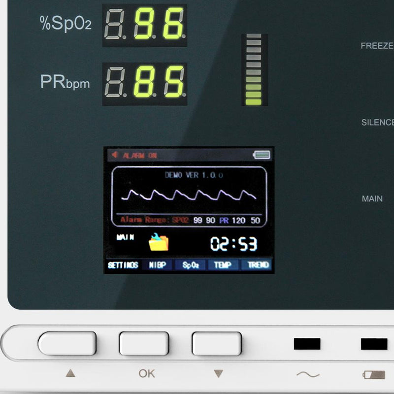 2.8 inch portable monitor NIBP, SPO2, pulse rate and other vital signs